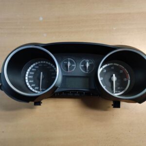 Alfa Romeo Giulietta 1.6 JTD števec a2c53352738