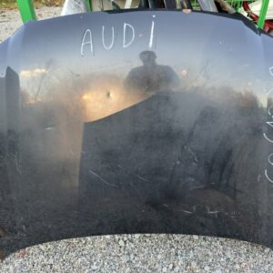 Audi A3 2005 pokrov motorja