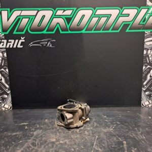 Audi A4 2.0 TDI 2010 loputa plina 03L131501E