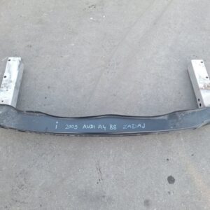 Audi A4 2009 zadnja traverza 8K0907331