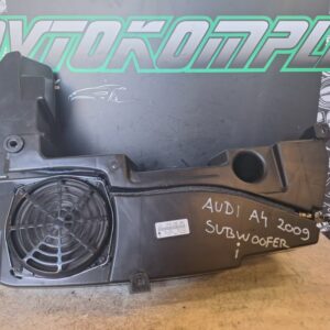 Audi A4 B8 2.0TDI 2009 globokotonec subwoofer 8T8035382
