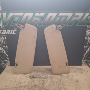 Audi A4 B8 2009 senčnik 8K0857552