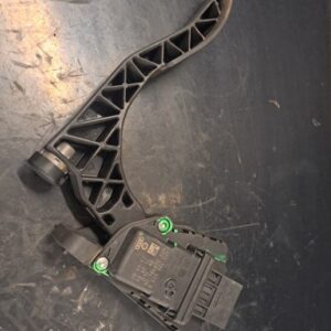 Audi A6 2008 stopalka plina 4f1723523b