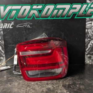 BMW 1 F120 zadnja desna luč 044641 90020139