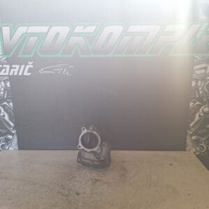 BMW 1 F20 2.0D 135kw 2014 dušilna loputa 7810752