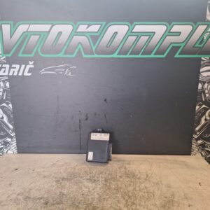 BMW 1 F20 modul vlečne kljuke 70607041