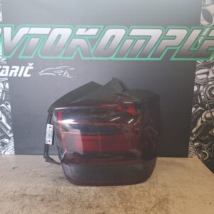 BMW 1 F20 2014 zadnja desna luč 90006573