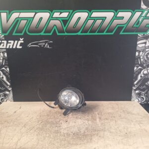 BMW 318D F31 2016 desna meglenka 7200100001