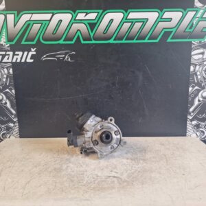 BMW 320D F30 visokotlačna črpalka 8511626