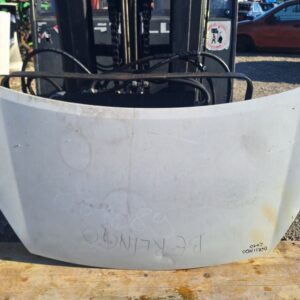 Citroen Berlingo 2010 pokrov motorja