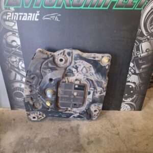 Citroen C4 Cactus 2014 adblue posoda rezervoar 9808559680