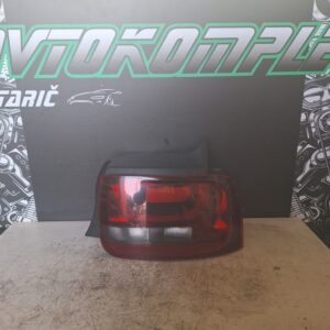 Citroen C4 Cactus 2014 zadnja desna luč 9800916080