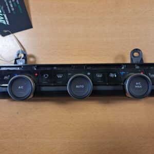 Citroen C4 mk3 2021 klimatronic stikala za ventilacijo 9831632980