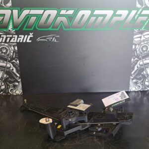 Citroen C4 mk3 2021 mehanizem za steklo zadaj desno 9832714280