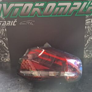 Citroen C4 mk3 2021 zadnja desna luč 9831100080