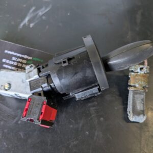 Dacia Sandero 2014 volanska ključavnica 487009602r