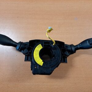 Ford B-Max 2014 obvolanske ročice stikala 8A6T13N064BG