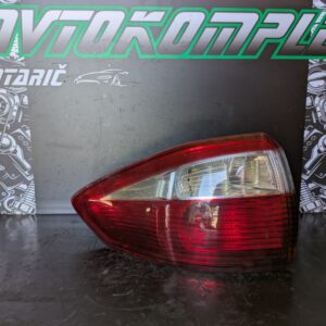 Ford C-Max 2012 zadnja leva luč am5113405be
