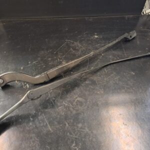 Ford Ecosport 2017 nosilec roka brisalcev