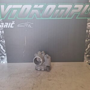 Ford Fiesta 1.25 60kw 2013 SNJB dušilna loputa 8A6G9F991AC