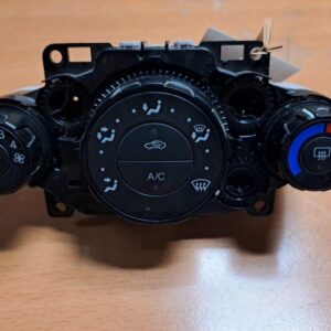 Ford Fiesta 2008- stikalo ventilacije klimatronic 8a6119980