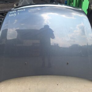 Ford Focus 2009 pokrov motorja