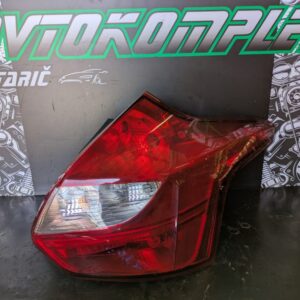 Ford Focus 3 HB 2014 zadnja desna luč BM5113404BL