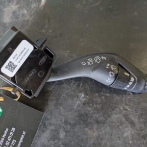 Ford Focus 3 stikalo brisalcev av6t17a553ae