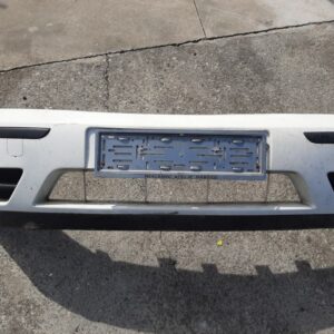 Ford Focus sprednji odbijač letnik 2000