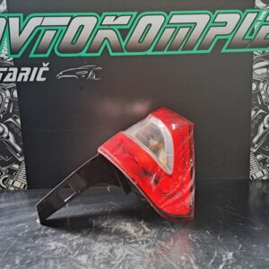 Ford Galaxy 2008 zadnja desna luč 6m2113n552a