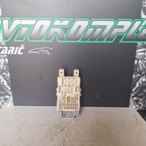 Hyundai ix20 1.4crdi 66kw 2011 škatla varovalk 919501K510