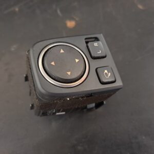 Kia Xceed 2020 stikalo za pomik ogledal 93530j7000