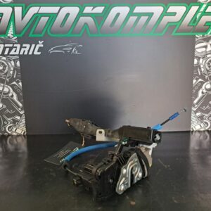 Kia Xceed 2020 zaklep ključavnica vrat spredaj levo 81310j7010