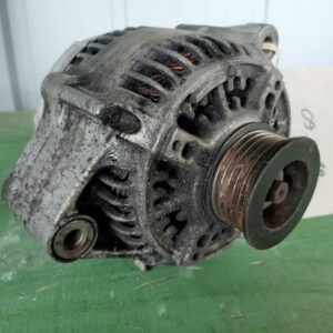 Land Rover Freelander 1.8 alternator YLE102370