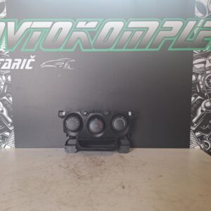Mazda 2 1.3B 63kw 2010 klimatronik stikala klime DF7361190G