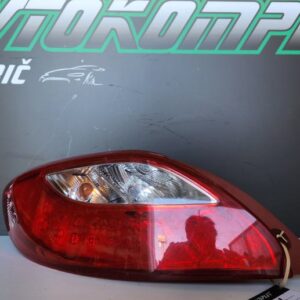Mazda 2 1.4 2008 zadnja leva luč D65151160