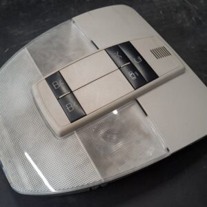 Mercedes A W169 stropna lučka a1698206601