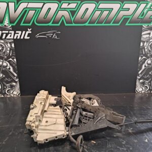 Mercedes B W245 zadnji desni zaklep vrat ključavnica 983496000