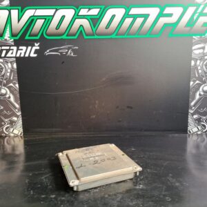 Mercedes C W203 ECU motorni računalnik a000153379