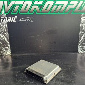 Mercedes C220 CDI W203 ECU motorni računalnik a0001535279