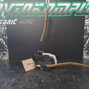 Nissan Juke 2010 zaklep ključavnica vrat spredaj levo