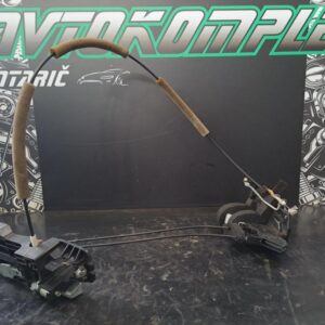 Nissan Juke 2010 zaklep ključavnica vrat zadaj levo