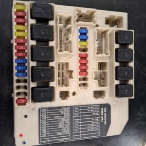 Nissan Micra 1.2 2005 škatla varovalk 834d09