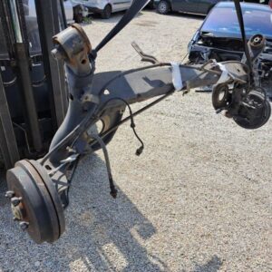 Nissan Micra 2015 zadnji most