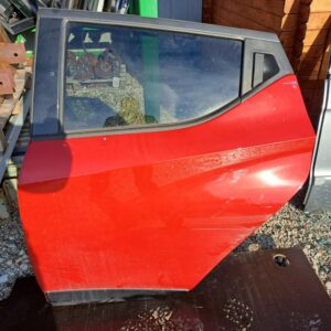 Nissan Micra 2021 zadnja leva vrata