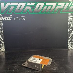 Nissan Note 2009 airbag računalnik modul 988209u10a