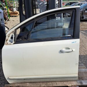 Nissan Note 2009 sprednja leva vrata