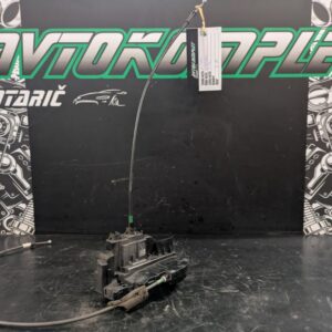 Nissan Qashqai 2012 zadnji desni zaklep ključavnica vrat p32lrrc