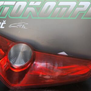 Opel Agila B 1.2 2009 zadnja desna luč 89071614