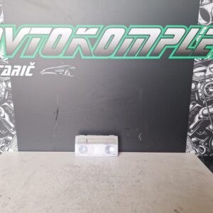 Opel Astra J Sports Tourer 2013 kabinska luč zadaj 22774329